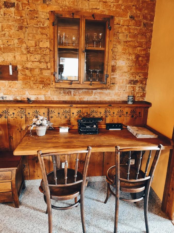 Vintage Ferienwohnung Viktoria Bad Klosterlausnitz Eksteriør bilde